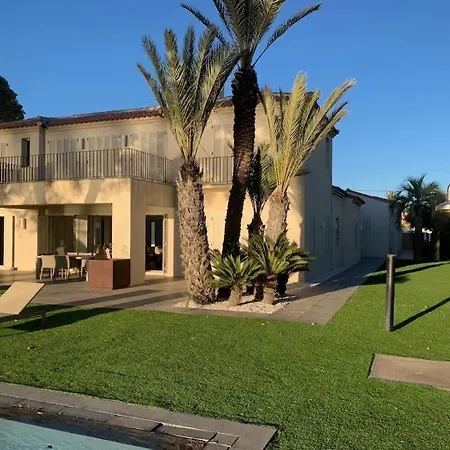 Casa Ciclon * Οριουέλα